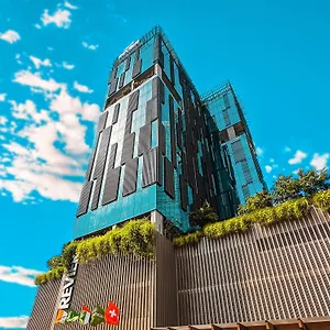 Hotel Revier -, Dubai